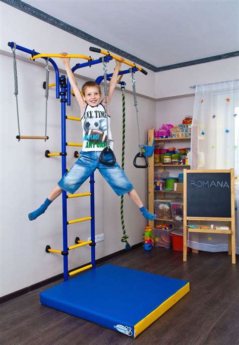 small-diy-indoor-kids-playground - Housetodecor.com