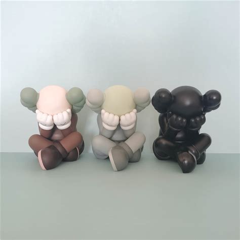 Kaws Figures Separated | kaws-figures.com