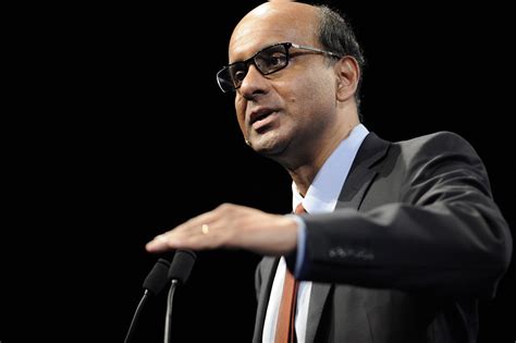 Indian-origin economist Tharman Shanmugaratnam sworn in Singapore's new ...