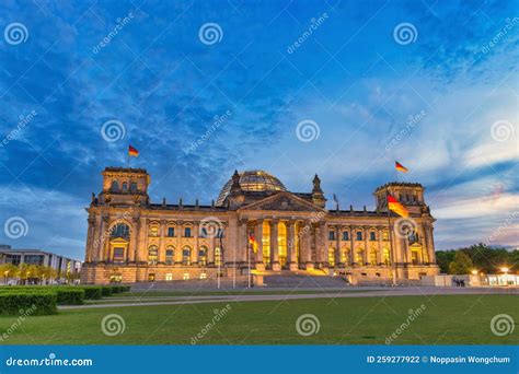 Berlin Germany, Night at Reichstag German Parliament Building Stock ...