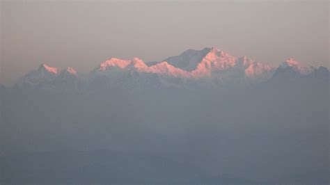 The beautiful sunrise of Kanchenjunga - Tripoto