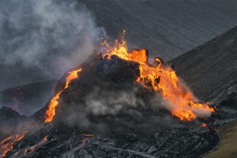 Best Fagradalsfjall volcano tours - Epic Iceland 2021