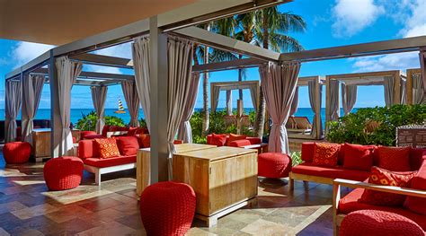 RumFire has private cabanas for your next Waikiki adventure