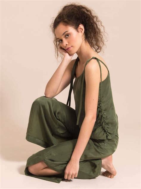 What Is Cupro Fabric? Is This Vegan Silk Really Sustainable? | Sustainable Fashion Blog ...