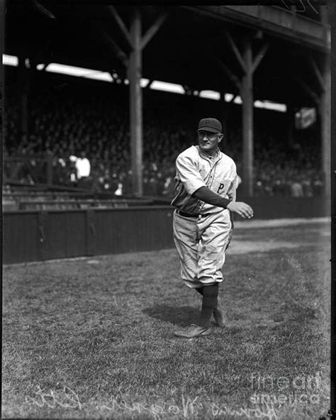 Honus Wagner - Pittsburgh Pirates Photograph by David Bearden - Fine Art America