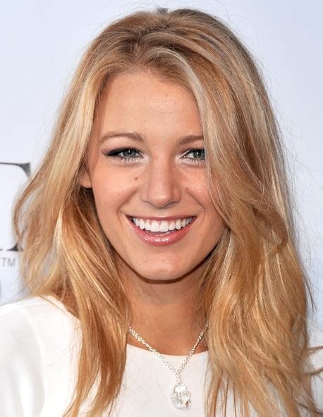 Blake Lively Hair: Casual Straight Hairstyle for Long Hair - Hairstyles ...