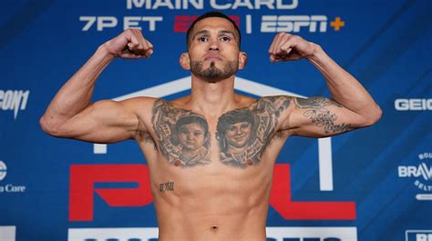 Anthony Pettis promises 'showtime' vs. Stevie Ray when PFL opens ...