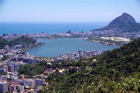 Lagoa Rodrigo de Freitas Top Tours and Tips | experitour.com