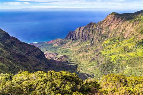 Kalalau Lookout Information, Safety & Photos