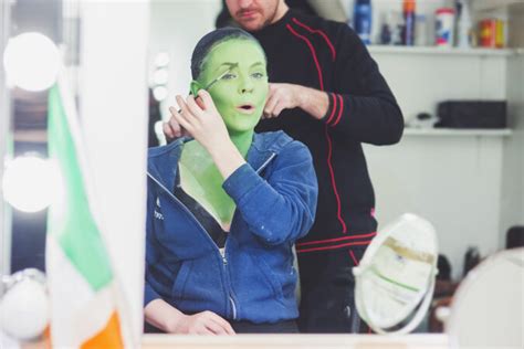 Watch Rachel Tucker Get Greenified at Wicked | Playbill