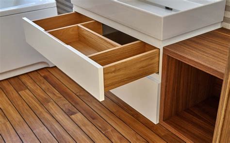 Teak Wood Furniture: Pros, Cons & Maintenance | Zameen Blog