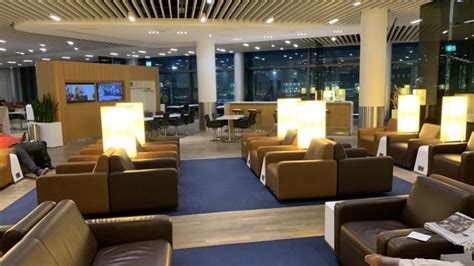 Review: Lufthansa Senator Lounge Z Frankfurt - Frankfurtflyer.de