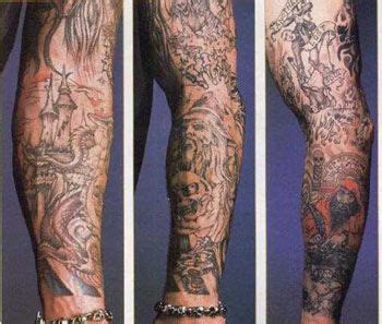 Incluso sus tatuajes son geniales. #TheStreakIsAlive | undertaker | Tattoos, Tattoos for guys ...