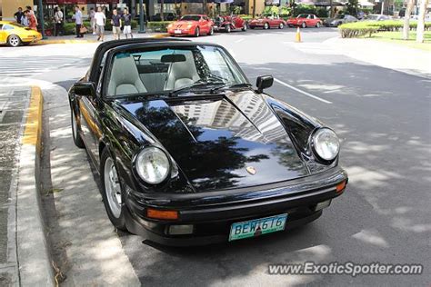 Porsche 911 spotted in Taguig, Philippines on 06/29/2014, photo 7