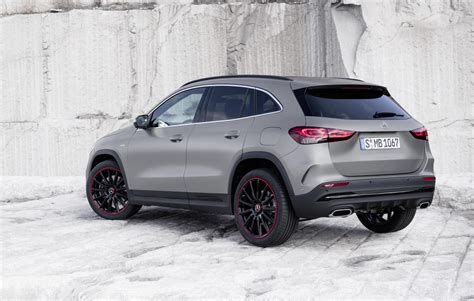 2020 Mercedes-Benz GLA unveiled, adds GLA 35 AMG variant – PerformanceDrive