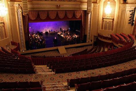 Genesee Theatre (Waukegan) - All You Need to Know BEFORE You Go - UPDATED 2018 (Waukegan, IL ...