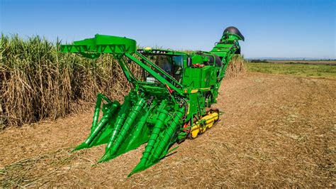 John Deere Draper Series makes top 50 for outstanding innovation