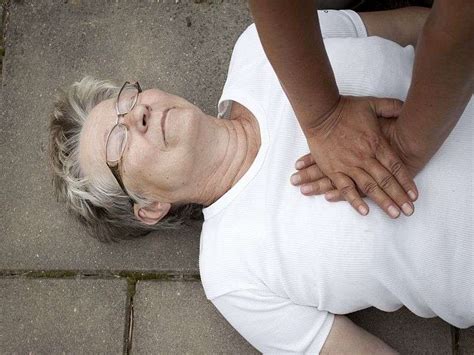 Bystander CPR not only saves lives, it lessens disability: study