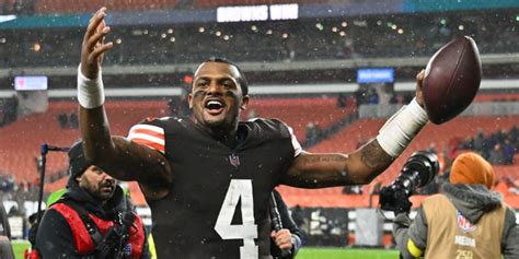 Browns' Deshaun Watson wins his home debut in low-scoring game | Fox News