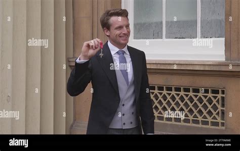 England Cricket World Cup winners honoured at Buckingham Palace Stock ...