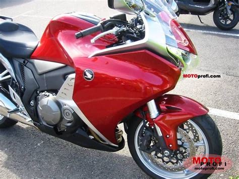 Honda VFR1200F 2010 Specs and Photos