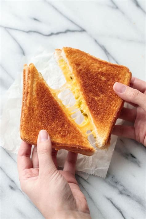 grilled cheese sandwich