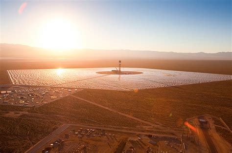 Mirrors Blamed for Fire at Ivanpah Solar Electric Generating System ...