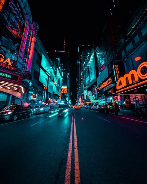 Urban Night Photography in New York City by Charles Ivan Ong | Night street photography, City ...