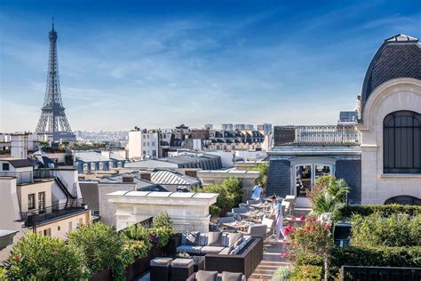 Le Rooftop du Peninsula Paris : le plus chic des rooftops parisiens