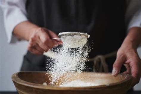 How to Sift Flour - Bob's Red Mill Blog