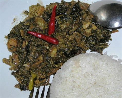 Spicy Laing With White Rice | Food, Filipino recipes, Veg dishes