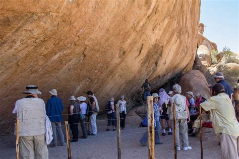 2013 Rock Art in the Namibian Wilderness