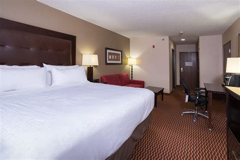 Holiday Inn Express Newington - Hartford - Newington, CT - Company Page