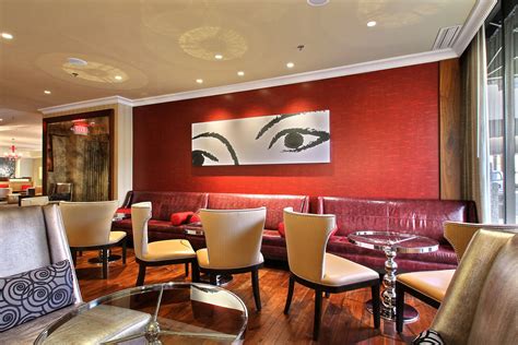 Renaissance Des Moines Savery Hotel Coda Lounge #travel, #comfortable, #Suite, | Hotel interior ...