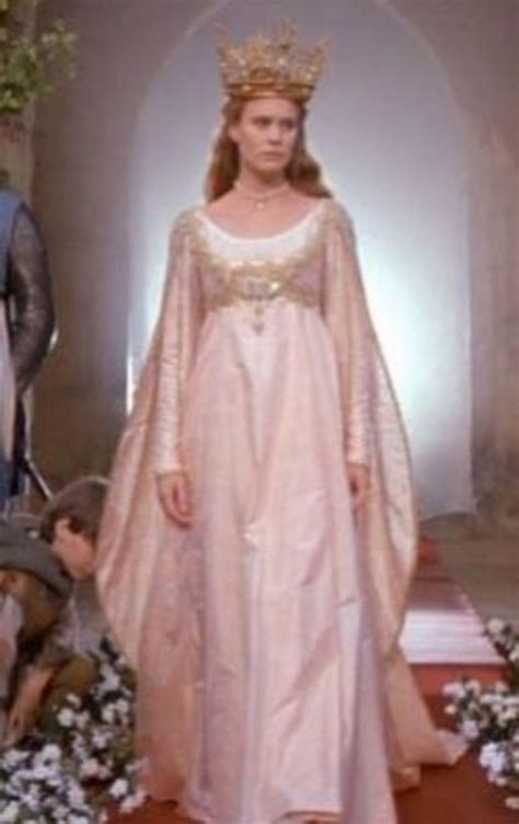 Top Ten Pink Movie Dresses | HubPages