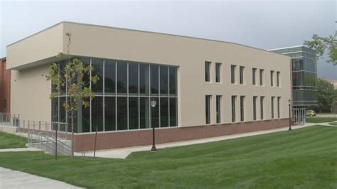 Coe College shows off brand new athletics and recreation complex | KGAN