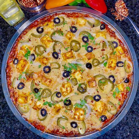 Recipe: Tandoori Paneer Pizza by Mounika - Homebakers.co.in