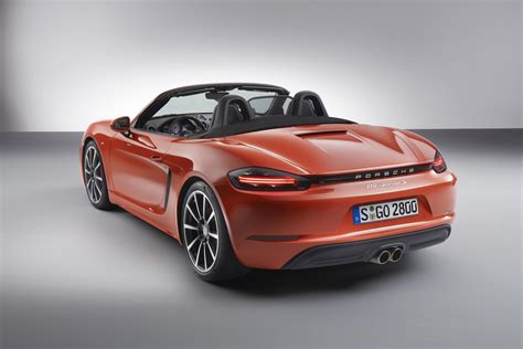 New Porsche 718 Boxster Unveiled - Speed Carz