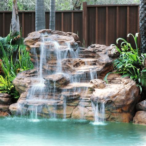 Serenity | Swimming Pool Waterfalls | Universal Rocks