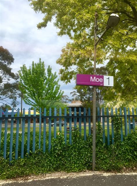 Railwaystation, Moe, Victoria, Australia. | Australia, Travel, Places