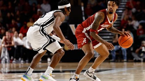 Alabama basketball : Top images from the Tide’s win over Vanderbilt