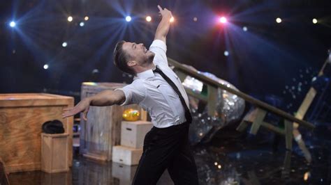 WATCH: Derek Hough's Dancing Performance on DWTS 2020 Finale