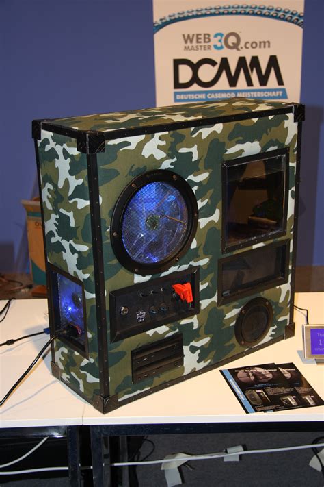 File:Case modding-PC case - gamescom 2009 PNr°0144.JPG - Wikimedia Commons