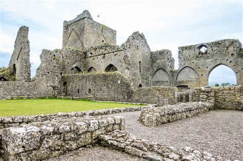 11 Celtic Ruins and Ancient Sites in Ireland - Travel Addicts