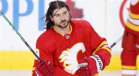 If Flames are open for business, are Maple Leafs in on Tanev?