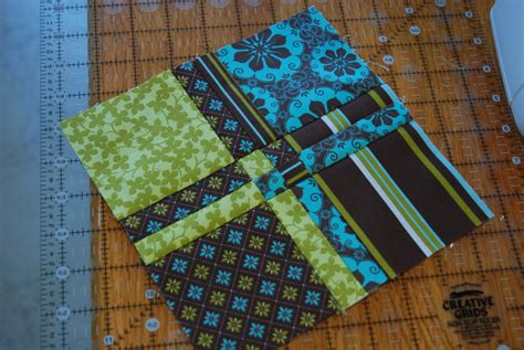 Simple Quilting Tutorial: Disappearing 4-Patch Quilt Block - FeltMagnet