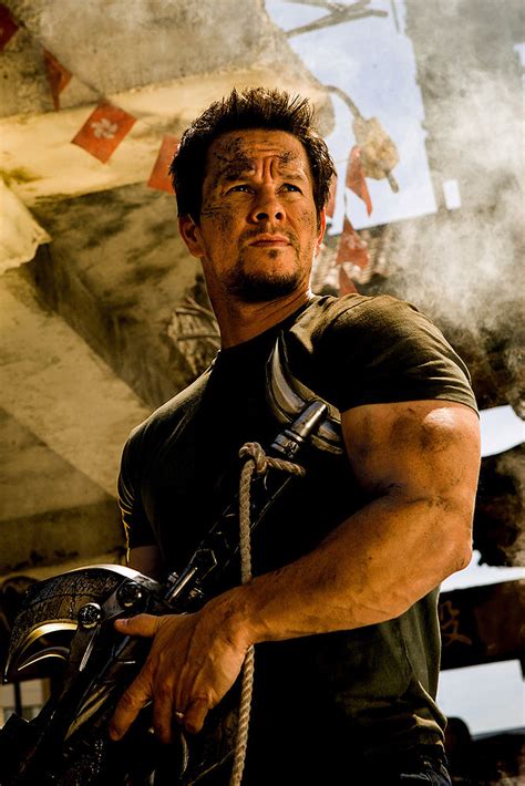 Mark Wahlberg Stars In Three New 'Transformers: Age Of Extinction' Photos And TV Spot