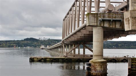 Hood Canal Bridge 2 by MeGreedy on DeviantArt