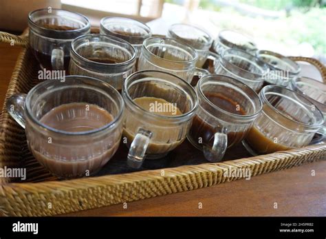 kopi luwak indonesia Stock Photo - Alamy