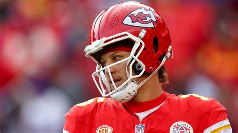 Patrick Mahomes, Chiefs Bettors Crushed by Wide Receiver Mistake (Again)